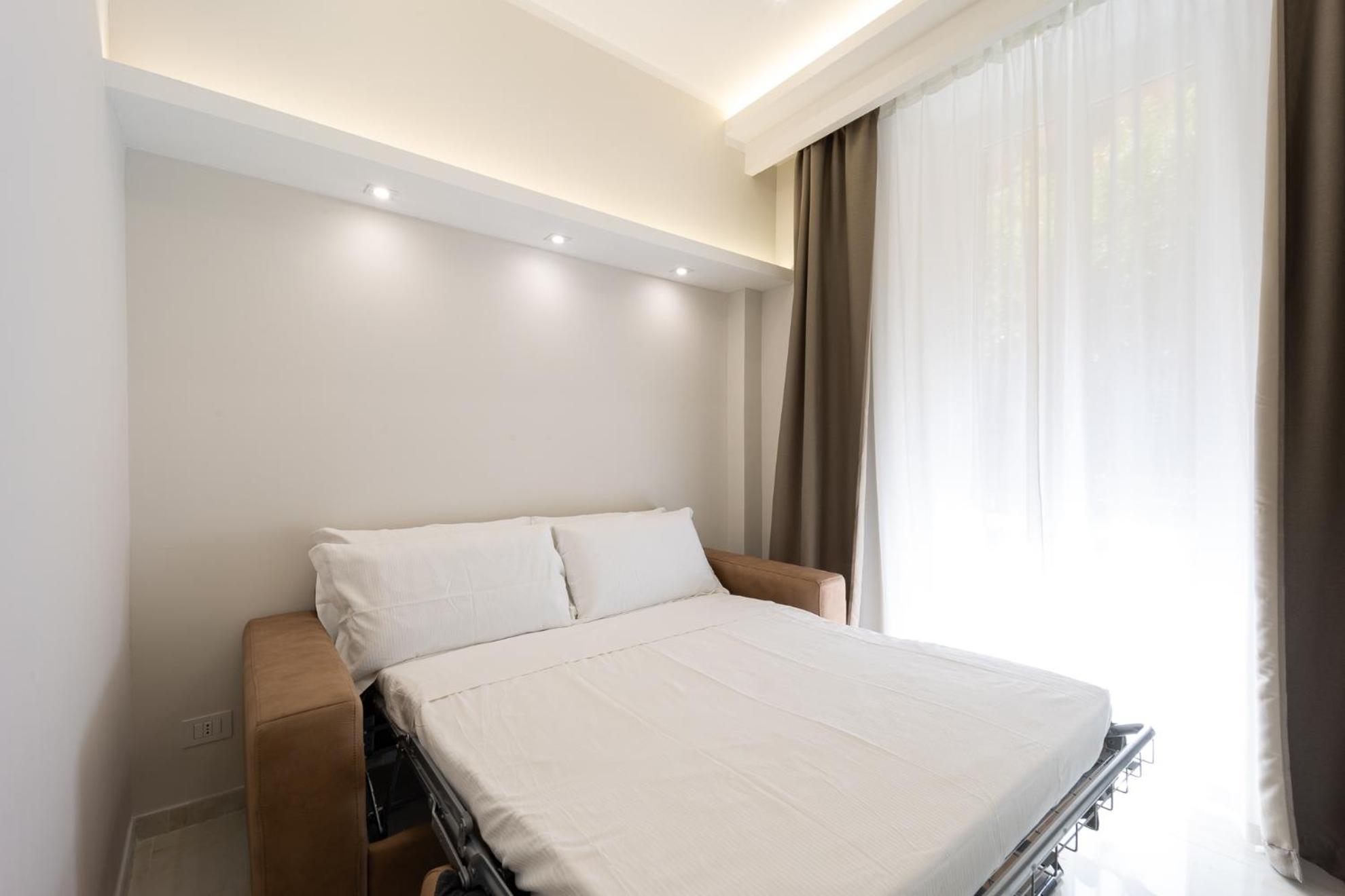 罗马Caruso Regal House公寓 外观 照片